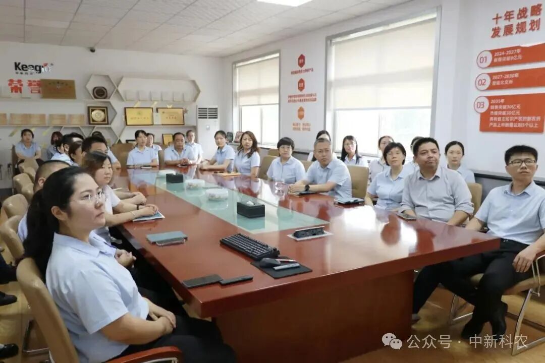 690301ec48a59.jpg bbf6112a0889f74da93efa5d4f395b23.jpg